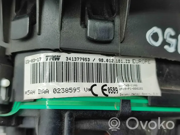 Citroen C4 Cactus Airbag de volant 34137795D