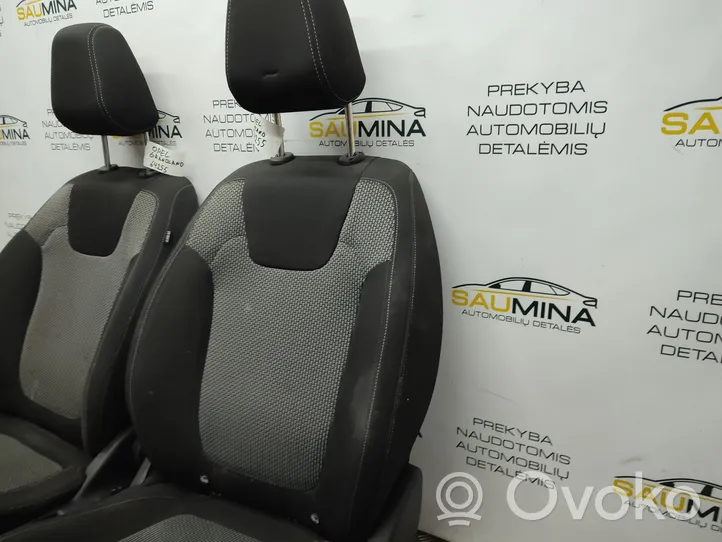 Opel Grandland X Set sedili 