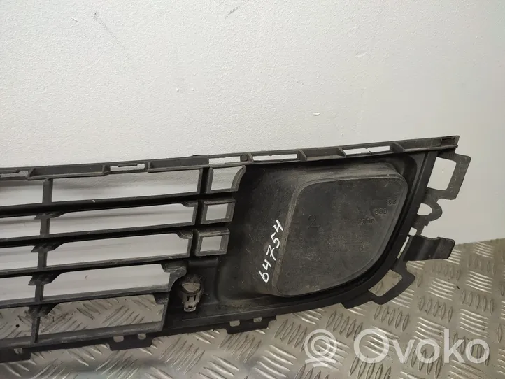 Citroen C5 Front bumper lower grill 9681052677