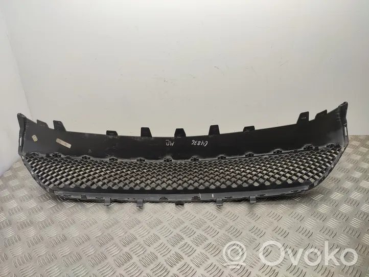 Mercedes-Benz V Class W447 Maskownica / Grill / Atrapa górna chłodnicy A0008881600