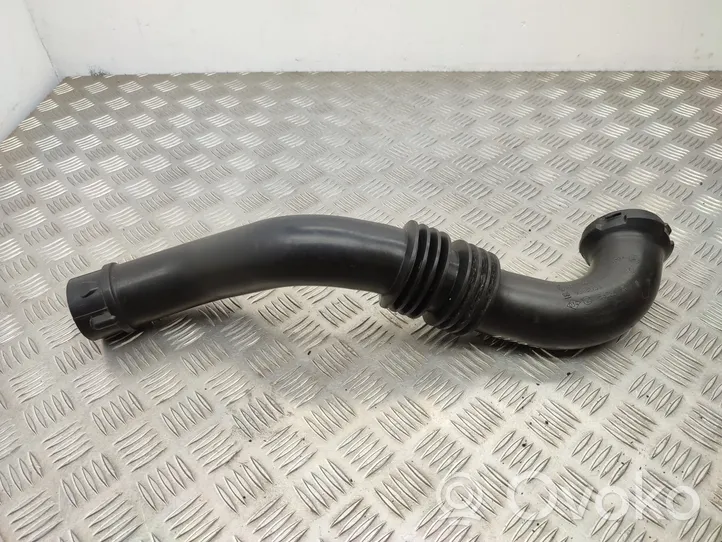 Opel Vivaro Intercooler hose/pipe 8200865653