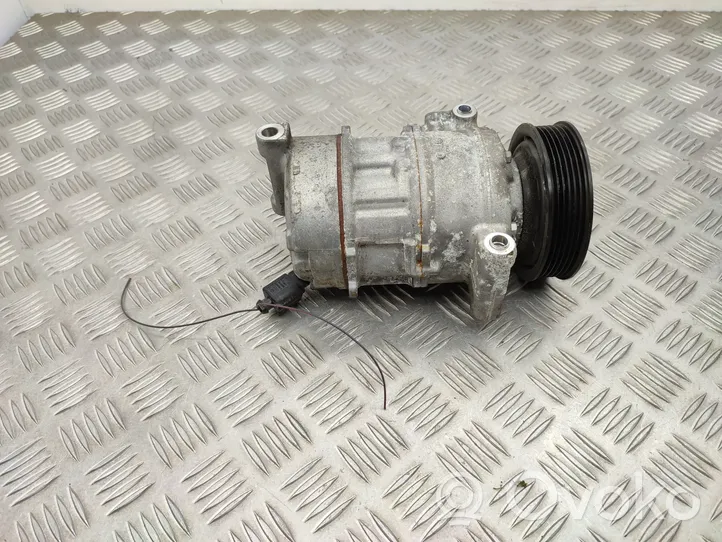 Audi A4 S4 B9 Ilmastointilaitteen kompressorin pumppu (A/C) 4M0816803