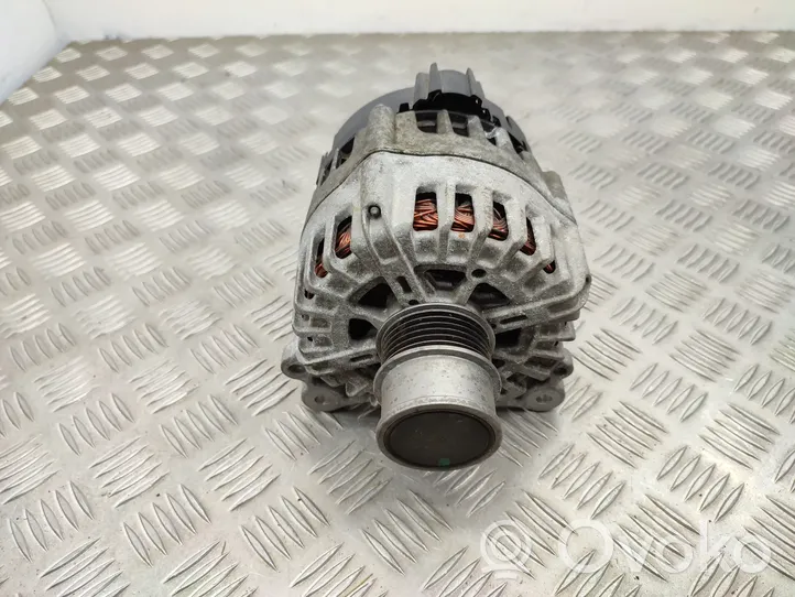 Audi A4 S4 B9 Generatore/alternatore 04E903024L