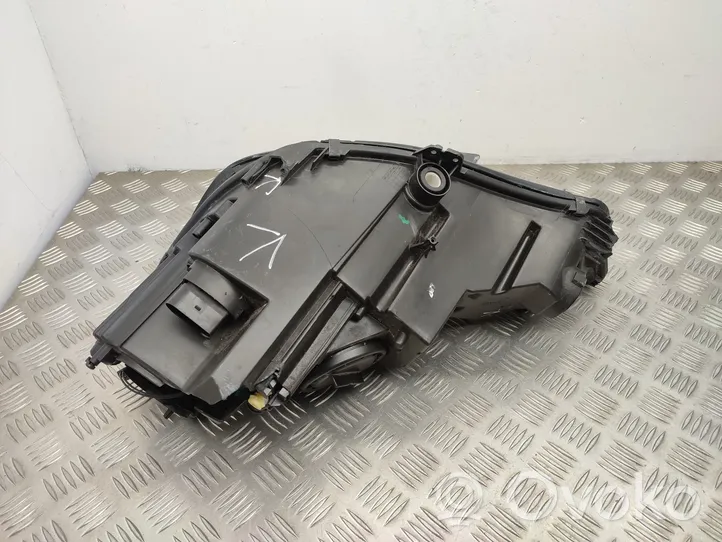 Audi A4 S4 B9 Phare frontale 8W0941006