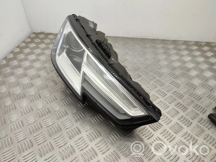 Audi A4 S4 B9 Lampa przednia 8W0941006