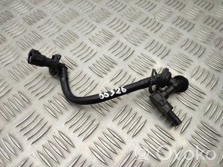 Audi A4 S4 B9 Vacuum line/pipe/hose 8W1611931Q