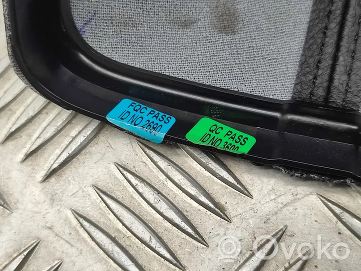 Nissan Qashqai Pavarų perjungimo svirties apdaila (oda, bumbulas) 