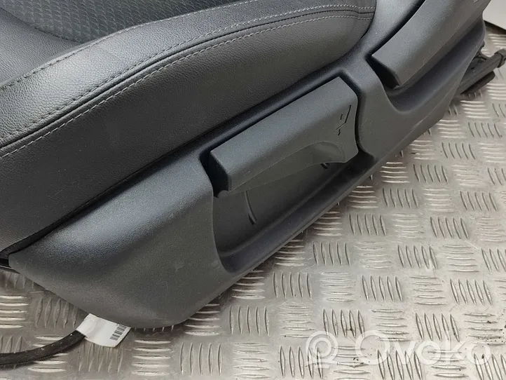 Nissan Qashqai Kit intérieur 284384EA0A