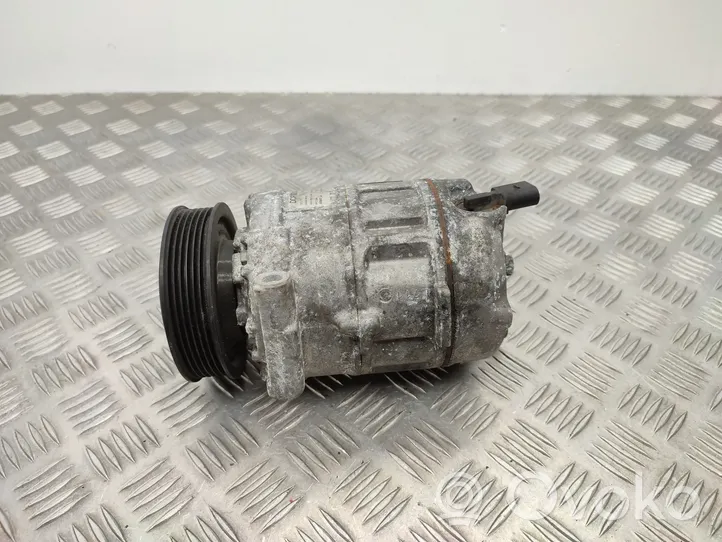 Volkswagen Tiguan Ilmastointilaitteen kompressorin pumppu (A/C) DCP32045