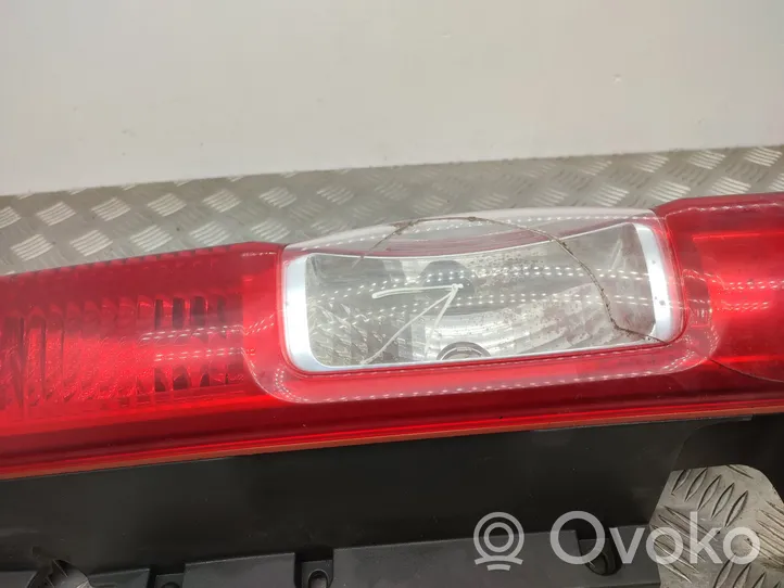 Opel Vivaro Rear/tail lights 93857722