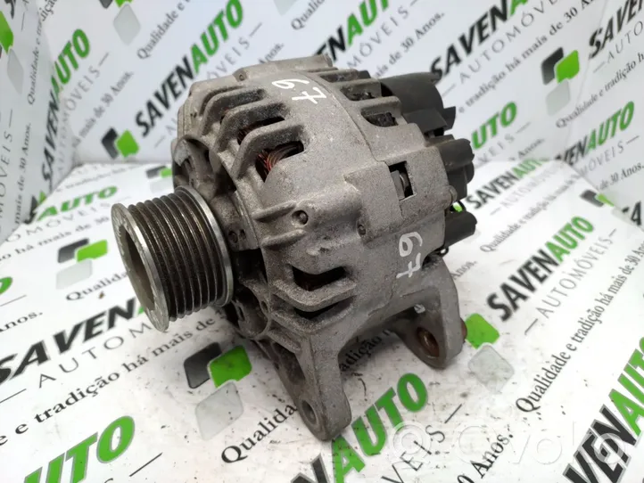 Renault Twingo III Alternator 