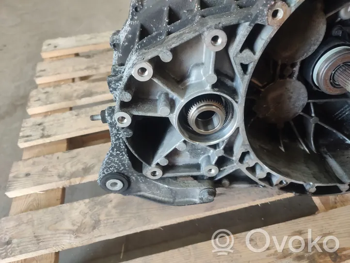 Ford Kuga I Boîte de vitesses manuelle à 6 vitesses 8v4r7002be