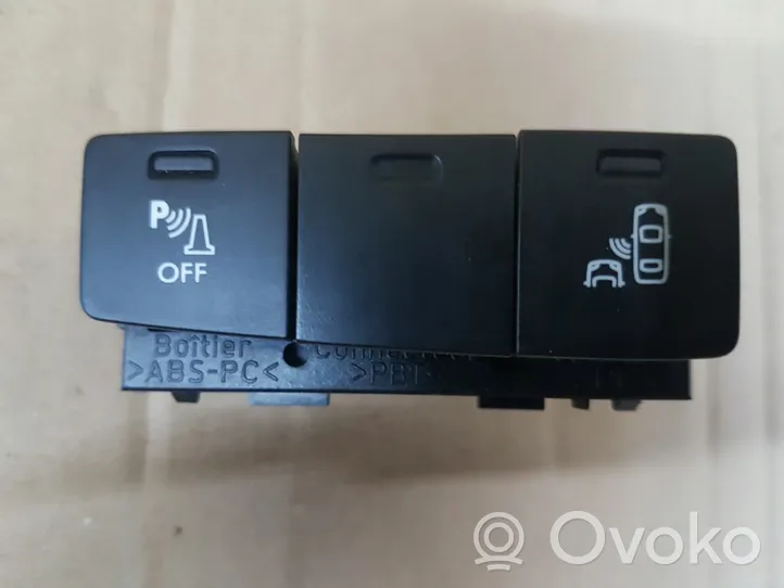 Citroen DS4 Interruptor del sensor de aparcamiento (PDC) 9666882877