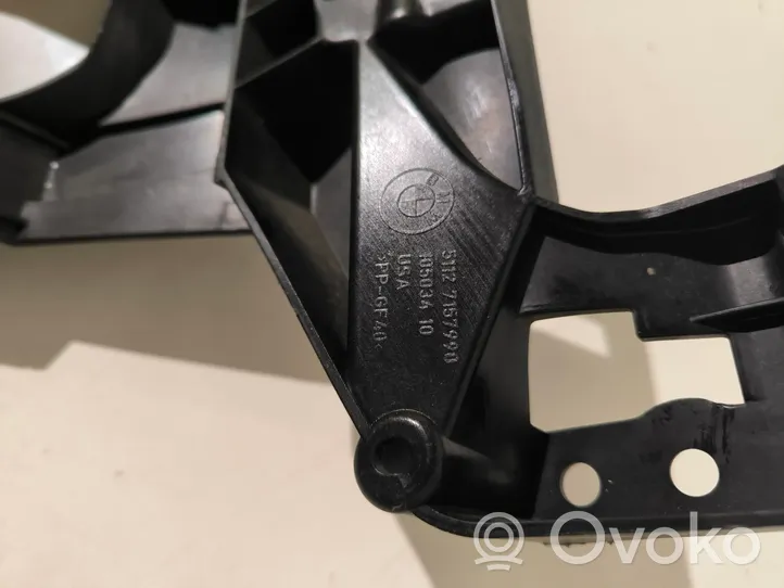 BMW X5 E70 Fender mounting bracket 7157990