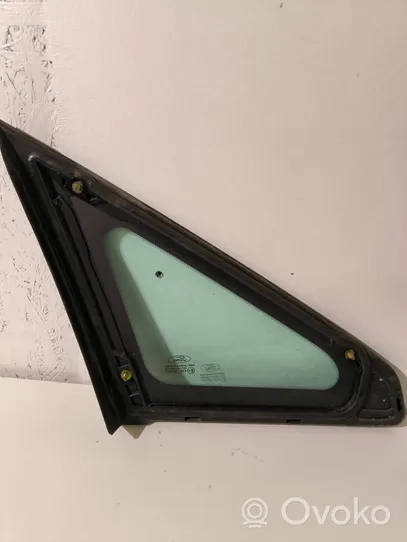 Ford Focus C-MAX Front triangle window/glass 43R001057