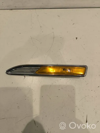 Ford Mondeo MK IV Seitenblinker 7S7113K354AF