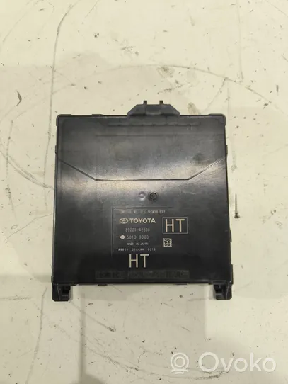 Toyota RAV 4 (XA50) Module confort 8922142390