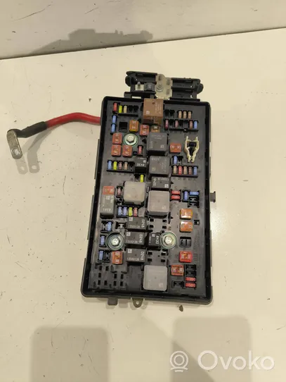 Opel Insignia A Fuse box set 529050199