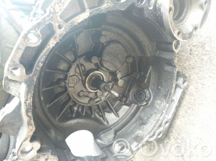 SBI10536 Volkswagen Golf IV Manual 5 speed gearbox 02K301211A Used