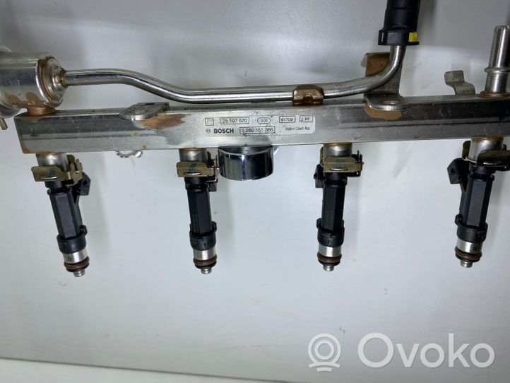 Opel Mokka Kit d'injecteurs de carburant 0280151366