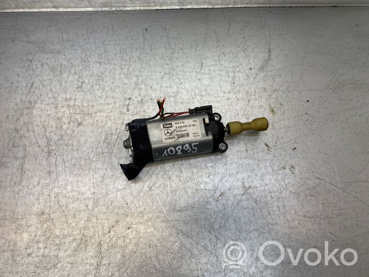 Mercedes-Benz Vaneo W414 Colonne de direction, moteur de réglage hauteur A2205400288