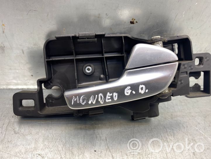 Ford Mondeo MK IV Maniglia interna per portiera posteriore 6M21U22600