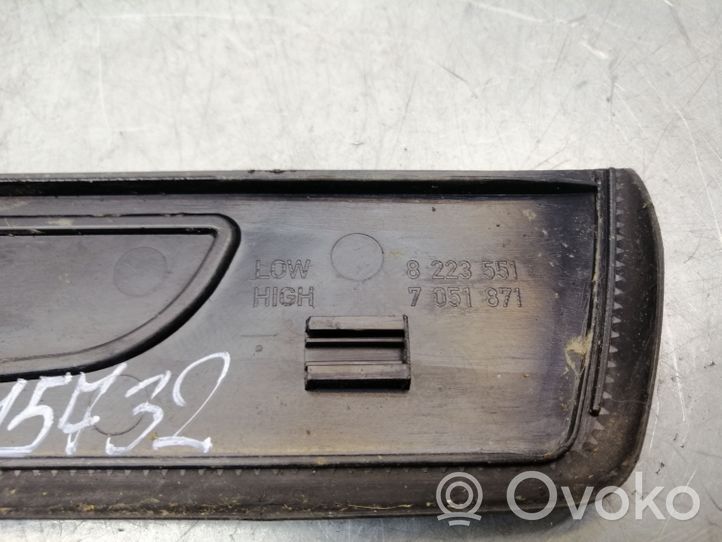 BMW 7 E65 E66 Etuoven kynnyksen suojalista 8223551