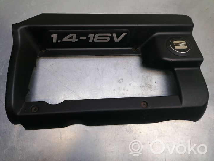 Seat Leon (1M) Variklio dangtis (apdaila) 036103925R