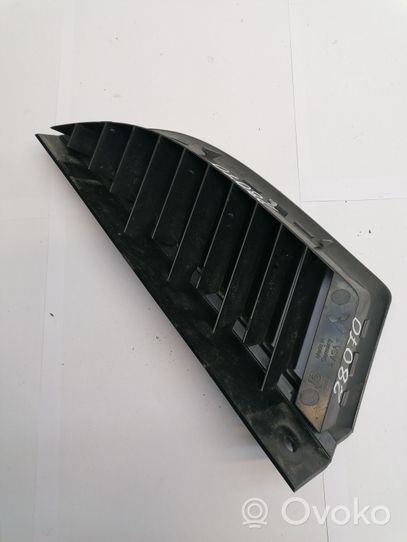 Mitsubishi Colt CZ3 Grille calandre supérieure de pare-chocs avant MN127774