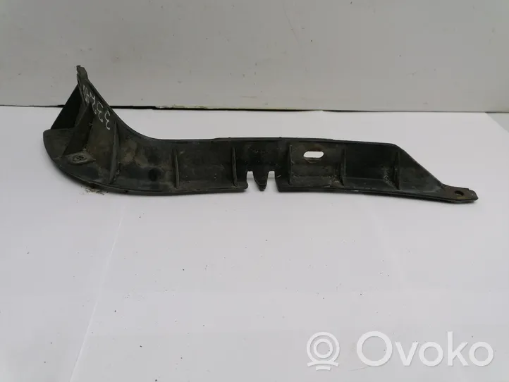 Mercedes-Benz Vaneo W414 Takapuskurin kannake 4148850063