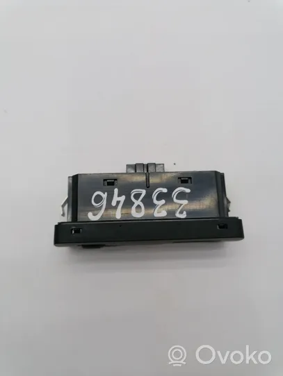 Volvo XC60 Tailgate opening switch P31376510