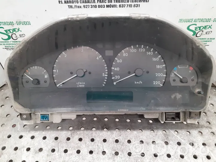 Land Rover Range Rover P38A Speedometer (instrument cluster) YAC111690
