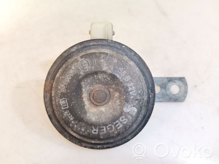 Opel Movano B Horn signal 256105241R