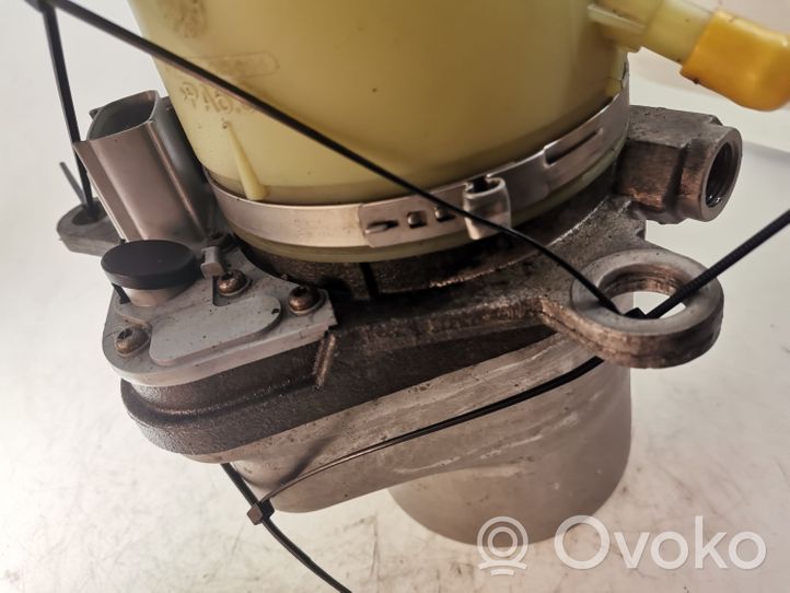 Volvo V50 Pompe de direction assistée 31329252AA