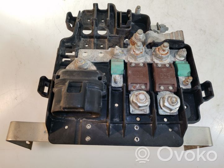 Opel Movano B Cableado positivo 8200463743