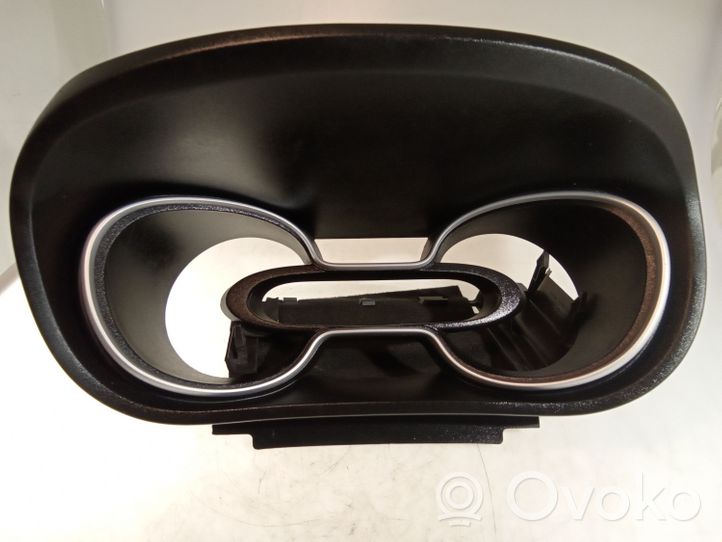 Opel Vivaro Dashboard trim 681019782R