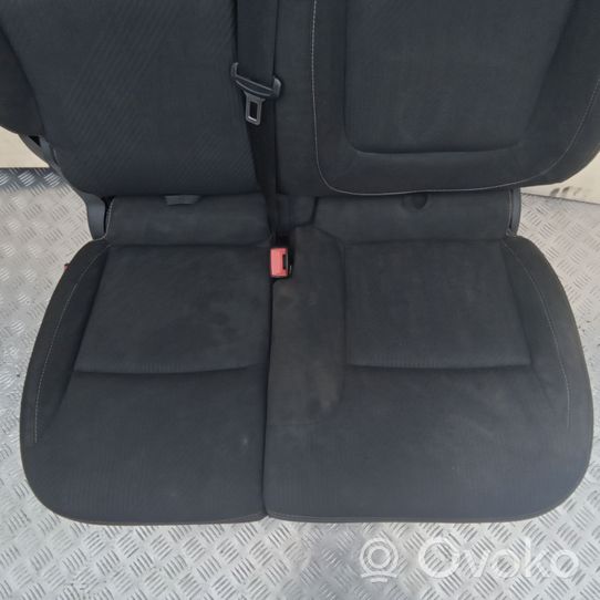 Opel Vivaro Front double seat 