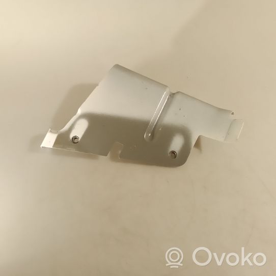 Opel Movano B Fender mounting bracket 641C30003R