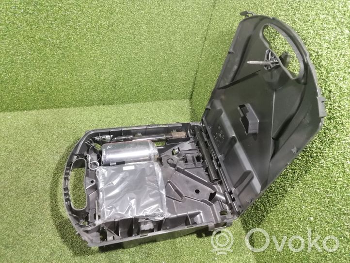 Opel Vivaro Įrankių komplektas 995015576R