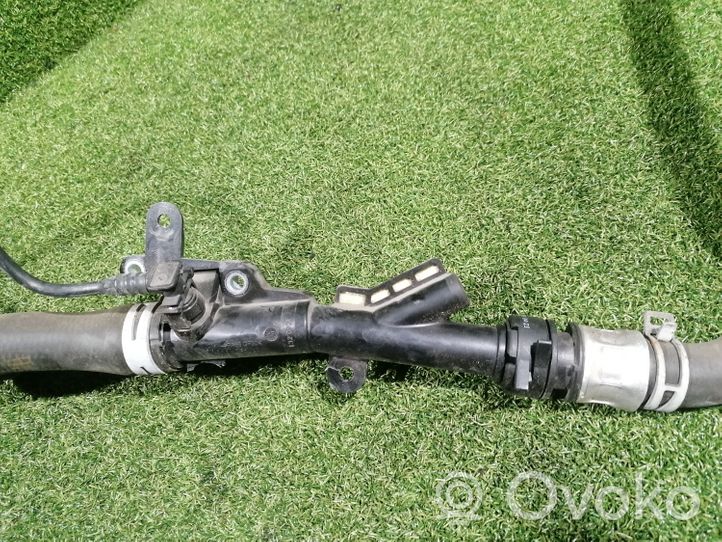 Opel Vivaro Coolant pipe/hose 1320921