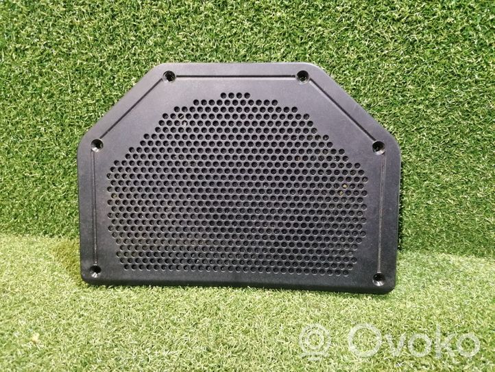 BMW 3 E92 E93 Subwoofer-bassoelementin etusäleikkö/lista 4913631819