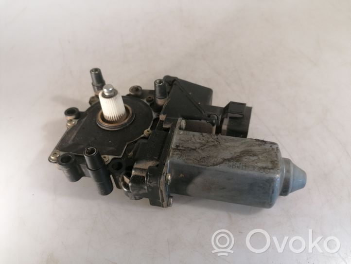 Audi 100 S4 C4 Moteur de lève-vitre de porte avant 4A0959801D