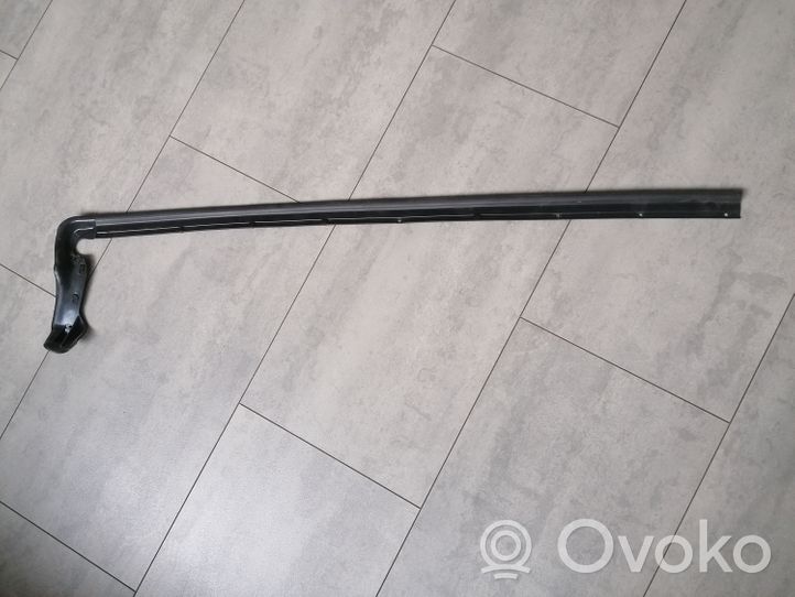 Renault Trafic III (X82) Sliding door rubber seal M899