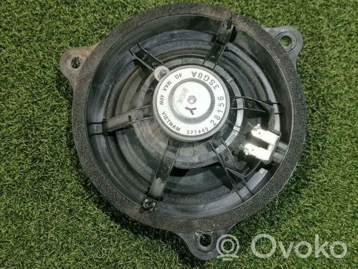 Opel Vivaro Haut-parleur de porte avant 577449