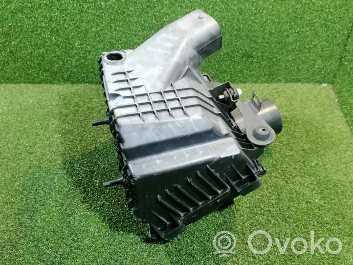 Opel Vivaro Obudowa filtra powietrza H8201333223