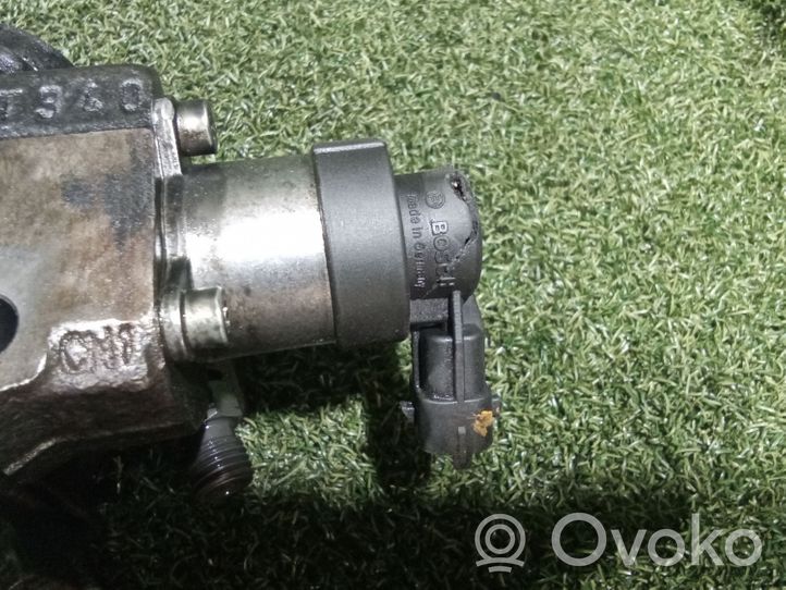 Renault Trafic III (X82) Pompe d'injection de carburant à haute pression 167005114R