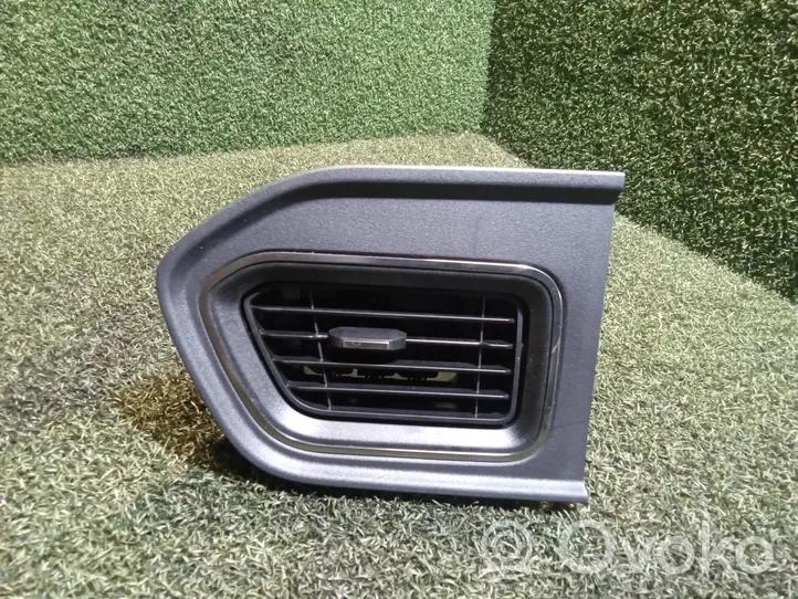 Renault Master III Moldura protectora de la rejilla de ventilación del panel 682608914R