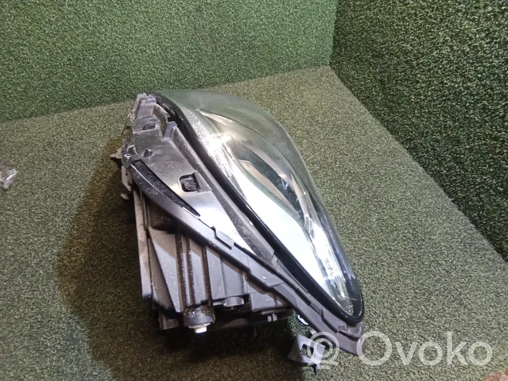 Mercedes-Benz Citan II Lampa przednia A4209060000