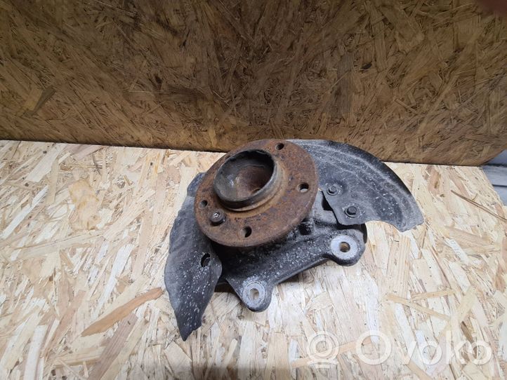 BMW 1 E82 E88 Cubo de rueda delantera 6773209