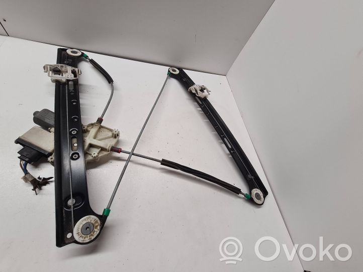 BMW X3 E83 Motorino alzacristalli della portiera anteriore 69259641